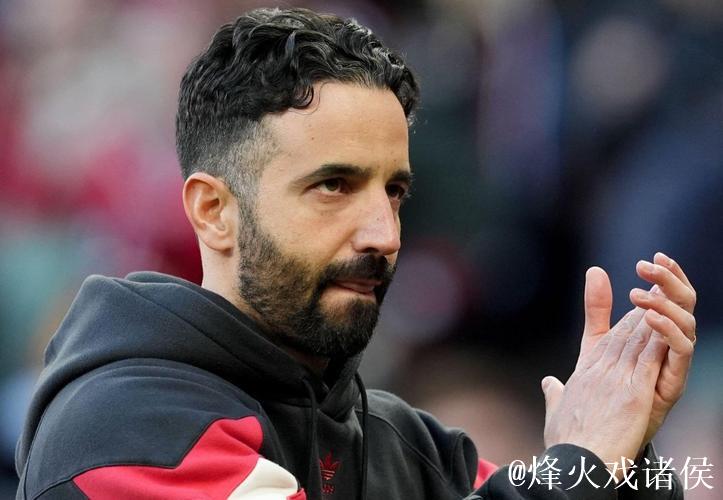 阿莫林或再强留曼联新帝星!直言青训吹捧过高,给过机会但不中用 阿莫林或再强留曼联新帝星!直言青训吹捧过高,给过机会但不中用